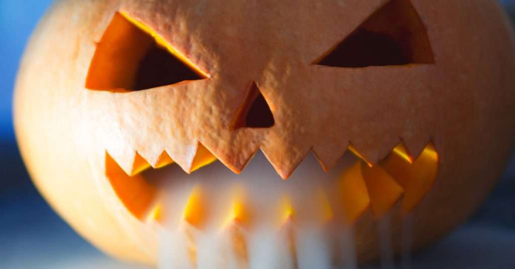 Découper une citrouille d'Halloween