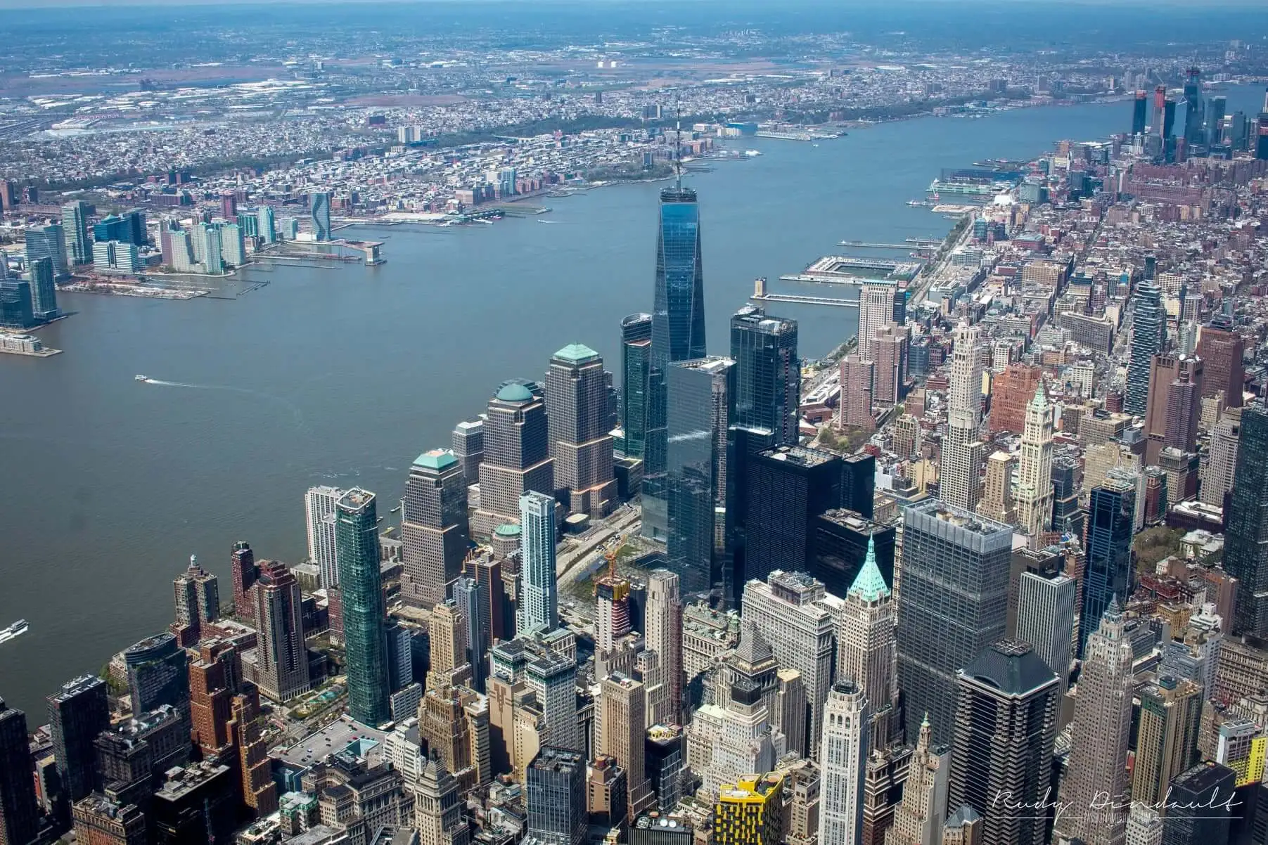 Vue de Manhattan photographiée pendant notre circuit en hélicoptère à New York.